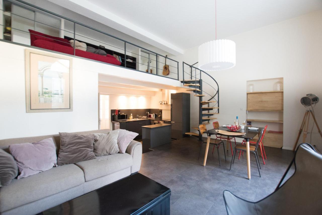 Apartamento Divonne - Loft Cosy Avec Jardin Partage Arlés Exterior foto